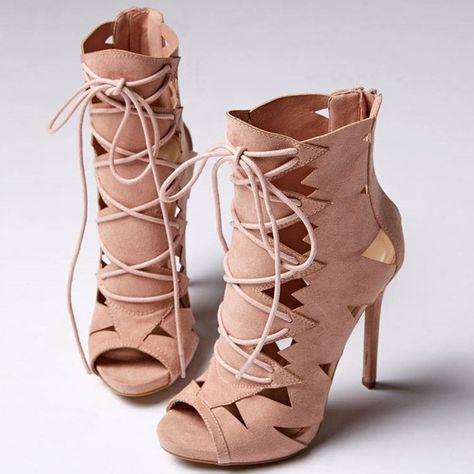 Sexy 'Analy' Stiletto Heels with Skin-Baring Cutouts Cutout Heels, Stylish Heels, Heels Fashion, Fancy Shoes, Gorgeous Shoes, Fashion Heels, Fabulous Shoes, Hot Shoes, Heels & Wedges