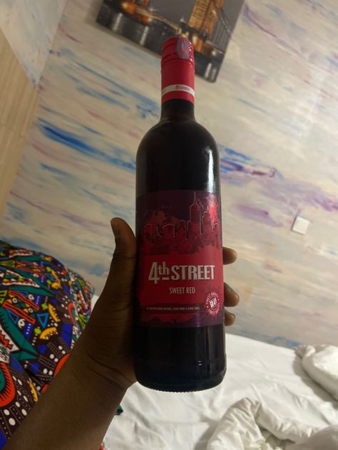 #redwine #wine #pinterest #4thstreet #southafrica Wine Aesthetic Black Women, Avaline Wine, The Best Sweet Red Wines, Best Sweet Red Wine, Expensive Red Wine, Sweet Red Wines, 4th Street, Delicacy Food, Healthy Food Dishes