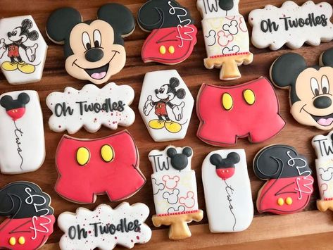 Mickey Sugar Cookies, Disney Sweets, Mouse Cookies, Mickey 1st Birthdays, Mickey Mouse Bday, Twodles Birthday, Mickey Mouse Cookies, Balloon Cookies, Mickey Mouse Balloons