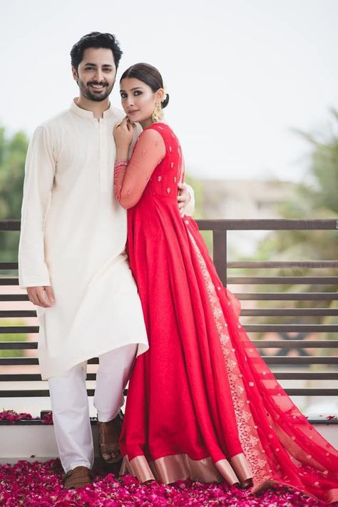 Danish Taimor, Ayza Khan, Eid Photoshoot Ideas, Pre Wedding Photoshoot Outfit, Couple Wedding Dress, Indian Wedding Couple Photography, Wedding Photoshoot Poses, Indian Wedding Photography Poses, Pakistani Fashion Casual