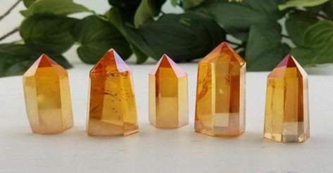 Power & Benefits of Tangerine Quartz: Tangerine Quartz is a crystal connected to the sacral ... Sun Aura, Crystal Grimoire, Quartz Meaning, Crystal Work, Tangerine Quartz, Spiritual Realm, Ancient Wisdom, Aura Quartz, Crystal Shop