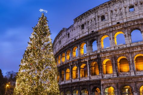 Learn about the festivals, holidays, celebrations, and events happening in Rome, Italy, each December. Rome In December, Christmas In Rome, Christmas Travel Destinations, Christmas Things To Do, Christmas In Italy, Christmas Village Sets, Christmas Destinations, Cities In Italy, Piazza Navona