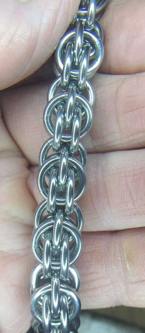 Handmade Heavy Duty Chainmaille Wallet Chain Stainless - Etsy Diy Wallet Chain, Chainmaille Jewelry Patterns, Chain Maille Patterns, Chainmail Patterns, Jump Ring Jewelry, Chainmaille Jewelry, Hardware Jewelry, Chainmail Jewelry, Bracelets Handmade Diy