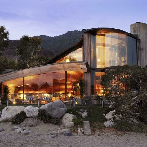 Malibu House, John Lautner, Malibu Home, Modern Architects, Organic Architecture, Future House, Midcentury Modern, Modern Architecture, Architecture House