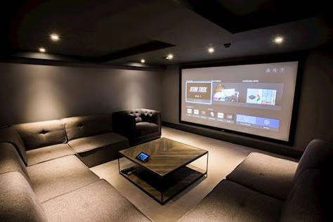 Home Theatre Room Design, Home Cinema Design, Living Room Home Theater, Home Cinema Systems, Home Theater Room Design, Theater Room Design, Cinema Design, Home Cinema Room, Home Theater Setup