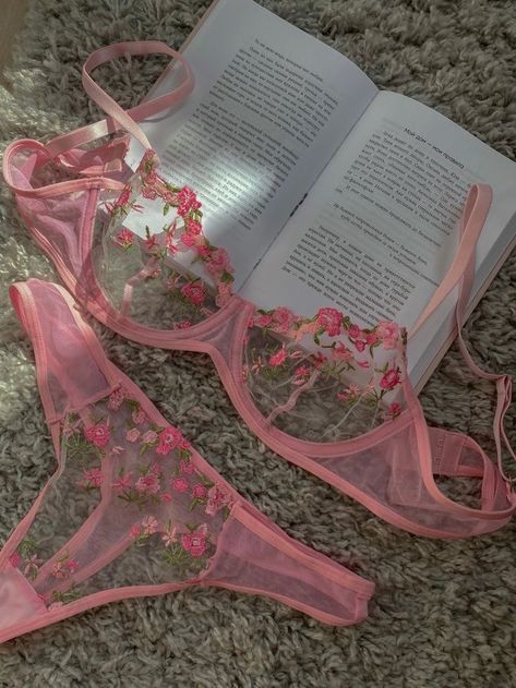 Shifting Wardrobe, Lingerie Aesthetic, Fancy Embroidery, Floral Lingerie, Cute Bras, Cute Lingerie, Pink Lingerie, فستان سهرة, Pretty Lingerie