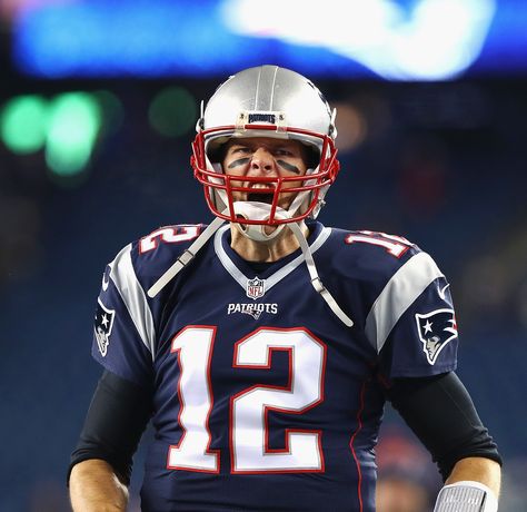 Tom Brady Tom Brady Wallpaper, Tom Brady Photos, Tom Brady Football, Tom Brady Patriots, Sport Tattoos, Nfl Patriots, Nfl Football Players, Sports Highlights, Nfl Photos