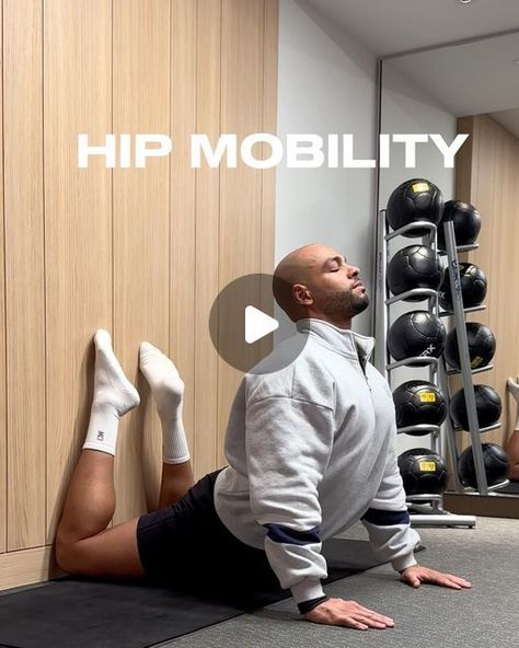 Hip And Lower Back Stretches, Hip Mobility Exercises Flexibility, Hip Stretches For Men, Hip Mobility Exercises For Beginners, Hip Exercises For Men, Back Mobility Exercises, Mobility Stretches, Hip Training, Mobility Workout