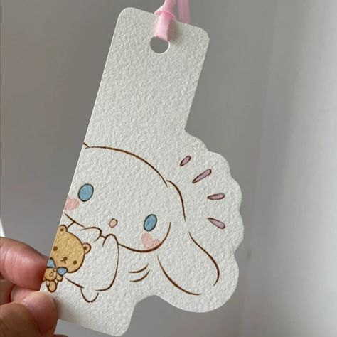 Cinamoroll Crafts, Cinnamoroll Bookmark, Cute Book Marks Aesthetic, Cute Aesthetic Bookmarks, Cinnamoroll Crafts, Aesthetic Book Mark Ideas, Sanrio Bookmark, Aesthetic Bookmarks Diy, Book Mark Aesthetic