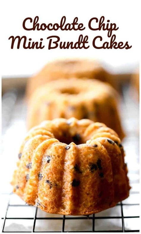 Chocolate Chip Mini Bundt Cakes Chocolate Chip Desserts, Mini Bunt Cake, Mini Bundt Cakes Recipes, Bundt Pan Recipes, Desserts With Chocolate Chips, Bundt Recipes, Bundt Cake Recipes, Mini Bundt, Pampered Chef Recipes