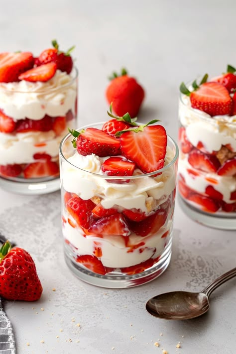 Strawberry Eton Mess Recipe - Insanely Good Milkshake Wallpaper, British Garden Party, Dr Gundry Recipes, Vanilla Meringue Cookies, Pudding Recept, Gundry Recipes, Pig Man, Red White And Blue Desserts, Filled Chocolates