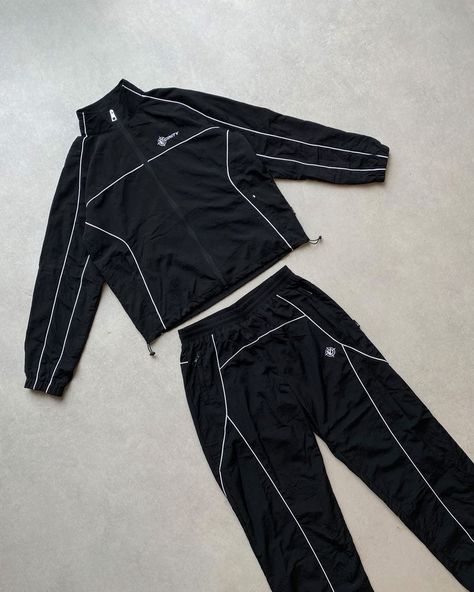 VICINITY are planning a new drop don’t miss it!!! Men Tracksuit Outfit, Aesthetic Vintage Outfits, Street Style Outfits Casual, Apparel Design Inspiration, Black Tracksuit, Streetwear For Men, Tracksuit Outfit, Street Fashion Men Streetwear, Mens Outfit Inspiration