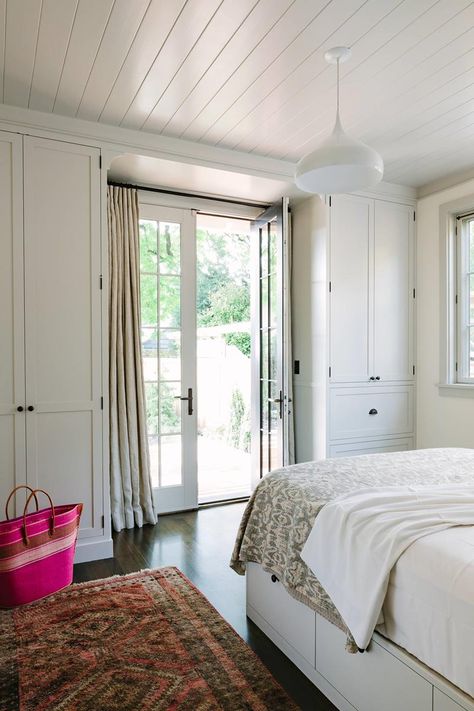 30+ Master Bedrooms with French Doors for 2019 (Photo Gallery) Bedroom French Doors, French Doors Bedroom, Floor To Ceiling Cabinets, Bedroom Built Ins, Condo Bedroom, Small Bedrooms, Bedroom Cupboard Designs, Build A Closet, Design Blogs