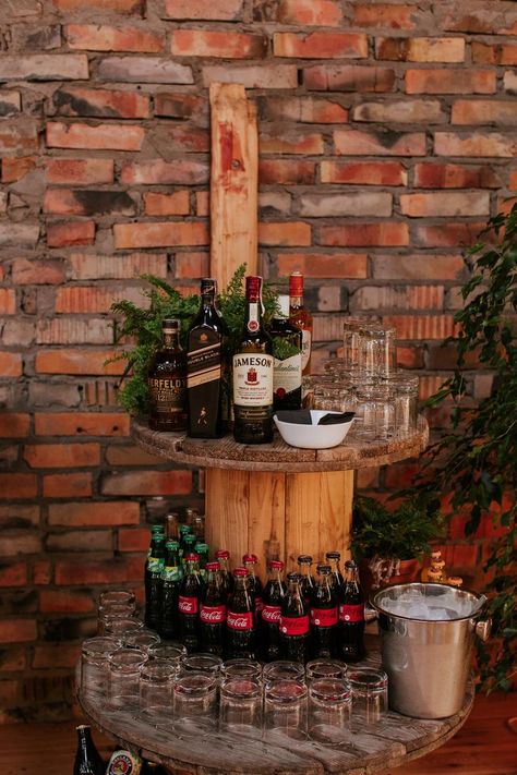 Jameson Whiskey Party Theme, Old Fashion Bar For Party, Bourbon And Bubbles Party Decor, Whiskey Wall Display, Whiskey Theme Party, Bourbon Birthday, Bar Party Ideas, Bourbon Wedding, 60th Birthday Theme