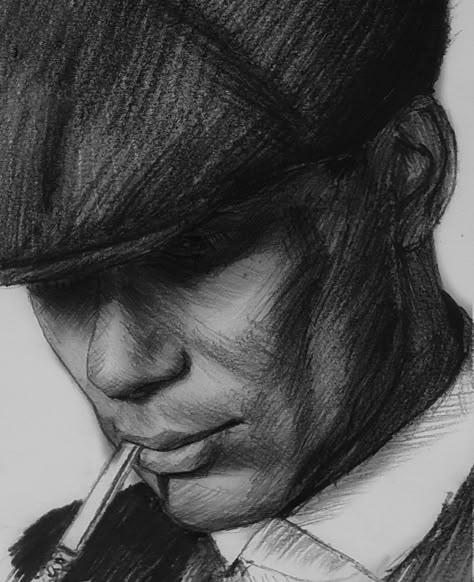 #peakyblinders #sketch #thommyshelby #drawing Marvel Art Drawings, Pencil Drawing Images, Pencil Portrait Drawing, Desen Realist, Dark Portrait, Pencil Sketch Images, Cool Pencil Drawings, White Drawing, Art Drawings Sketches Pencil