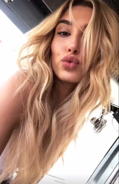 Hailey Baldwin Hair, Hairstyles List, Hailey Baldwin Style, Kissy Face, Camila Morrone, Hailey Rhode Baldwin, Hailey Rhode, Cali Girl, Malibu Barbie