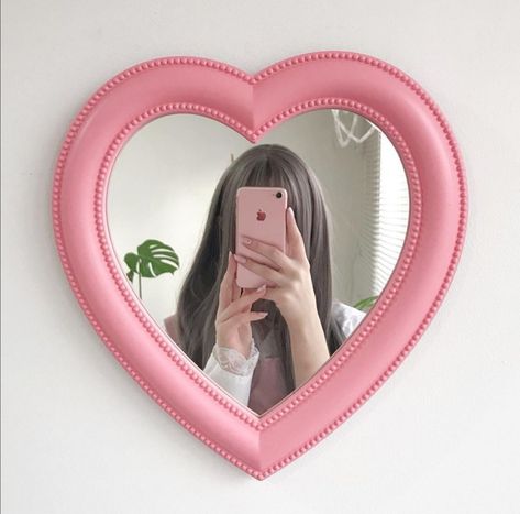 Heart Shape Mirror, Heart Shaped Mirror, Desktop Mirror, Heart Makeup, Shape Mirror, Danish Pastel Aesthetic, Mirror Bedroom, Face Mirrors, Soft Pink Theme