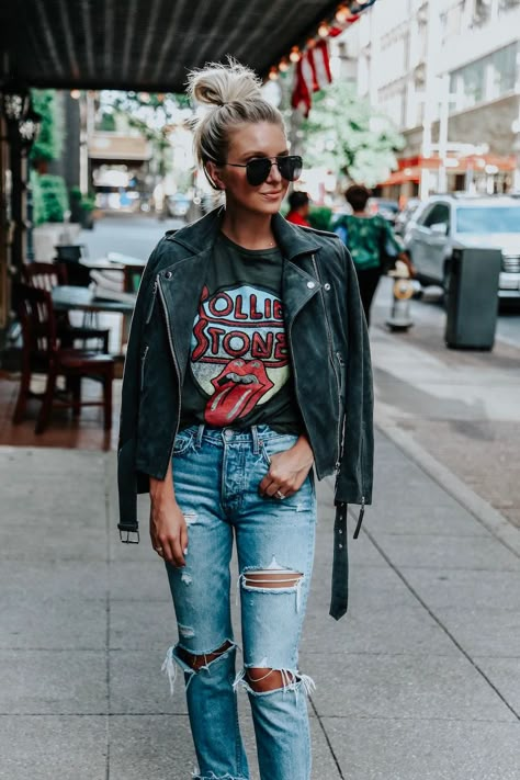 Weekend Mode, Ripped Jeans Outfit, Look Grunge, Cooler Style, Casino Outfit, Concert Outfit Ideas, Concert Outfits, Womens Fashion For Work, 가을 패션