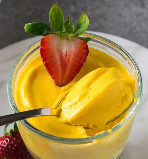 Canned Mango, Eid Baking, Mango Dessert Recipes, Frosting Recipes Easy, Mango Mousse, Mango Pudding, Mango Dessert, Mango Cream, Recipes With Whipping Cream