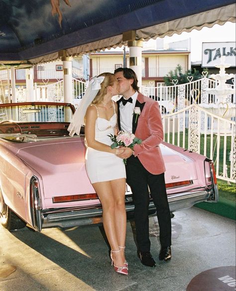 1950s Aesthetic Wedding, 80s Vegas Wedding, Kitchy Wedding, 60s Style Wedding, Kitschy Wedding, Las Vegas Chapel, Pink Velvet Blazer, Tacky Wedding, Vegas Chapel