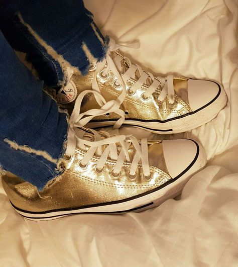 Gold metalic converse Shoes Wishlist, Shoe Wishlist, Combat Boots, Converse, Boots, Sneakers, Gold