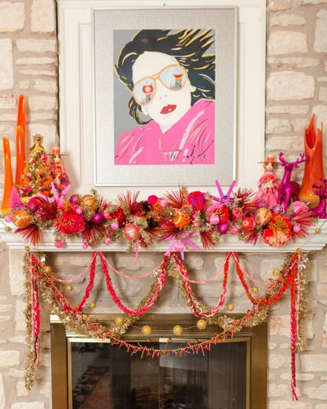 Hot Pink and Orange Holiday Christmas Mantle by Jennifer Perkins Pink And Orange Christmas, Holiday Mantle, Retro Christmas Decorations, Bohemian Christmas, Kitsch Christmas, Orange Christmas, Christmas Mantle, Style Magazine, Pink Christmas Tree