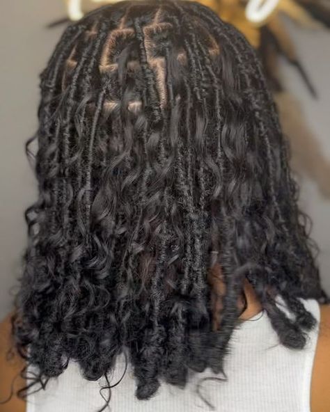 Bob Bohemian Locs, Bob Goddess Locs, Bohemian Soft Locs Bob, Boho Faux Locs Bob, Bob Length Butterfly Locs, Boho Locs Bob, Boho Butterfly Locs, Locs Bob, Faux Locs Bob