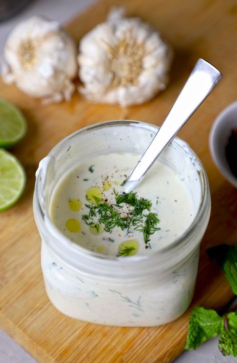 Kebab Shop's Garlic Yogurt Sauce - Fun FOOD Frolic Yoghurt Garlic Sauce, Kebab Sauce Recipes, Roasted Garlic Sauce Recipe, Greek Cucumber Sauce, Taco Slaw, Kebab Sauce, Yogurt Sauce Recipe, Creamy Corn Dip, Garlic Yogurt Sauce