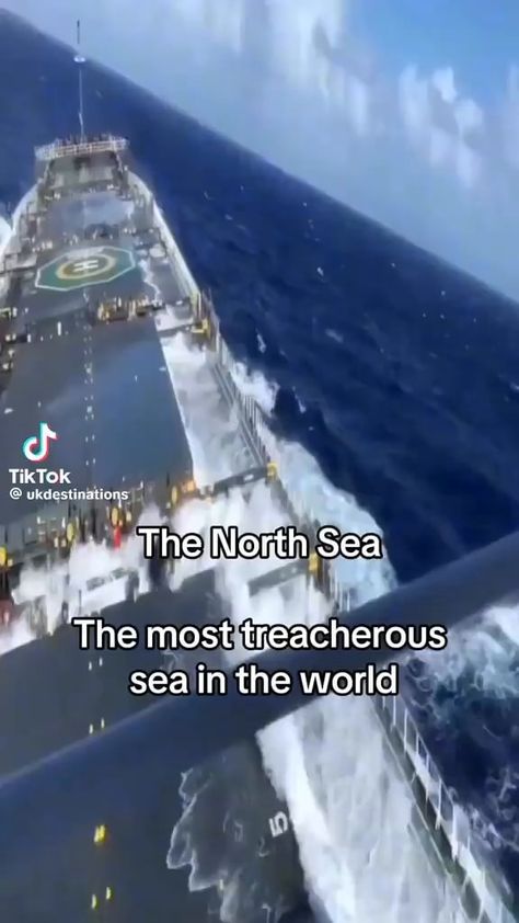 Scary Ocean, Dangerous Jobs, Bawah Air, Arte Robot, Wow Video, Places In The World, Destination Voyage, Top Travel Destinations, North Sea