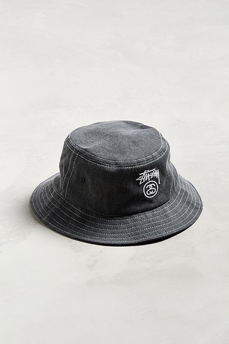 Stussy Bucket Hat, Voynich Manuscript, Urban Wear Women, Hat Inspiration, Mens Beanie Hats, Adidas Golf, Hip Hop Outfits, Men's Hats, Urban Wear