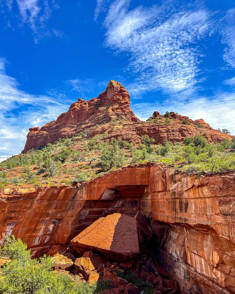 Sedona, Soldier Pass Trail !!! 1. The final, best view that we reached on this hike! It was amazing & a little off the path, but WORTH IT !! 2. We started out the day driving to Sedona! & it was such a beautiful drive! 3. We started our hike & took lots of pictures of the red rocks! 4. Our first stop was at Devil’s Kitchen !! So cool !! 5. Our second stop was at the 7 pools !! 6. As we continued on our hike, we had to scramble up the mountain. We needed a couple of breaks bc WOO CLIMBING U... Red Rock, Sedona, Climbing, The Mountain, Soldier, Hiking, This Is Us, Pool, Instagram