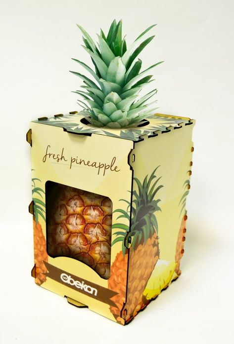 Pineapple Packaging Design, Fruit Packaging Ideas, Pineapple Packaging, Brilliant Packaging Design, Fresh Food Packaging, Fruit And Veg Shop, Vegetable Packaging, Tiny Cooking, Fruit Labels