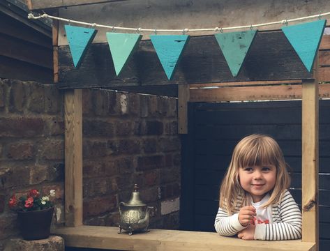 Diy Wooden Bunting, Low Maintenance Garden Design, Wooden Bunting, Building A Treehouse, Simple Garden, Fabric Bunting, Outdoor Paint, Woodworking Guide, Kids Wood