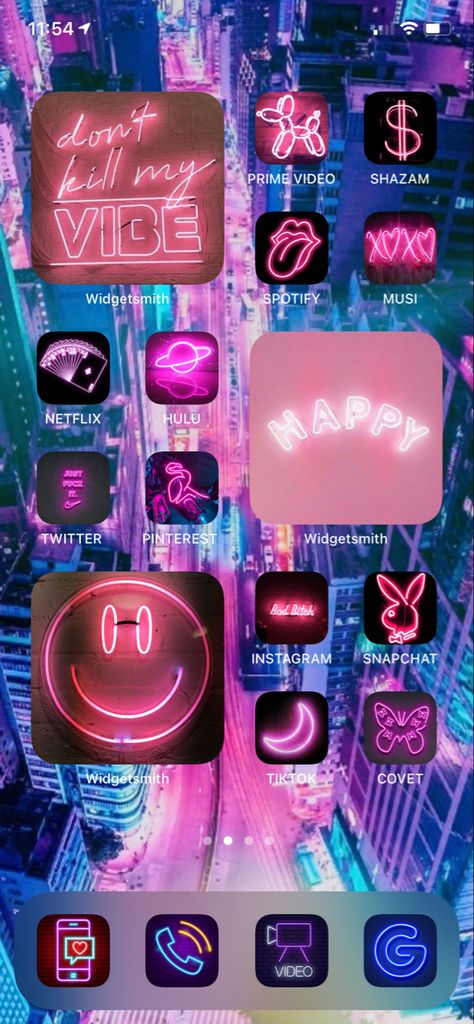 Neon ios14 iphone Home Screen Neon Iphone Layout, Cool Home Screen Wallpaper, Wallpaper Iphone Homescreen, Neon Ideas, Cool Backgrounds For Iphone, Home Screen Wallpaper, Lockscreen Ios, Iphone Ideas, Ios App Iphone