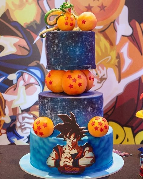 Um arraso de bolo com o tema Dragon Ball! Credito: @thaiscakedesign #Festainfantil #CustomCake #BoloPersonalizado #BoloDragonBall #FestaDragonBall #DragonBall #Dragon #Ball #FestaMenino Skye Birthday Party Paw Patrol, Dragon Ball Cake, Dragonball Z Cake, Skye Birthday Party, Monsters Inc Baby, Peanut Baby Shower, Anime Cake, Ball Cake, Ball Birthday Parties