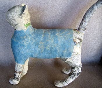 Paper Mache Cat Diy, Papier Mache Cat, Paper Mache Cats, Cat Paper Mache, Primitive Cats, Paper Mache Ideas, Diy Paper Mache, Diy Cat Food, Recycle Paper