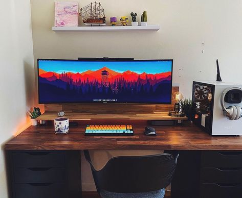 Wide Monitor Setup, Ultra Wide Monitor Setup, Desk Setup Workspace Inspiration, Desk Setup Workspace, Cable Management Diy, Monitor Setup, Computer Setups, Desktop Setup, Cool Desktop