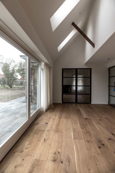 Dutch Farmhouse - Dwell Wood Floor Design, Cottage Charm, Flooring Inspiration, Wooden Floors, Floor Colors, Decor Minimalist, Prefab Homes, House Flooring, Home Reno