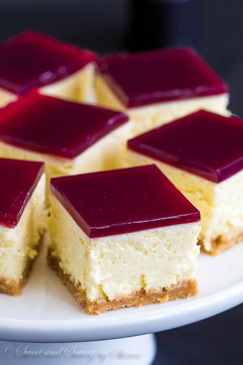 Thick, creamy cheesecake squares topped with a layer of tangy wine gelée. Irresistibly rich and perfect make-ahead dessert! Infused Desserts, Cheesecake Squares, Wine And Cheese Party, Make Ahead Desserts, Cheese Party, Wine Desserts, Tasting Party, Grandmas Recipes, Creamy Cheesecake