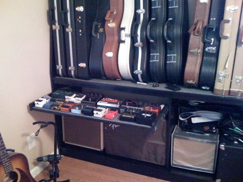 Guitar, amp, effects rack Guitar Closet Storage, Music Gear Storage, Instrument Storage Ideas, Guitar Amp Storage, Guitar Organization, Guitar Closet, Guitar Case Storage, Music Room Storage, Diy Guitar Stand