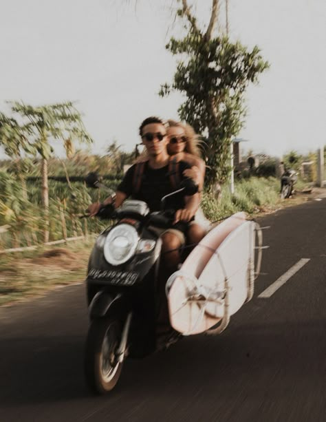 Surfing In Bali, Bali Couple Aesthetic, Bali Couple Photos, Bali Motorbike, Couple On Motorbike, Surfing Bali, Bali Couple, Bali Photoshoot, Adventure Pictures