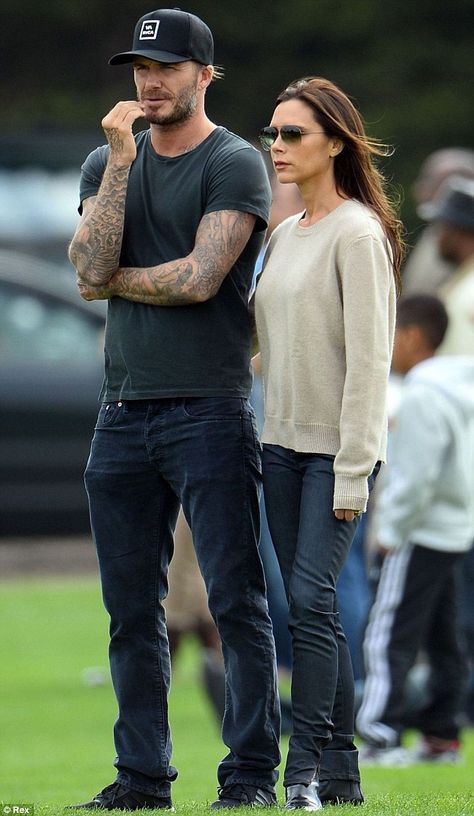 David and Victoria Beckham watch their sons play football at Hogwood Park training ground in Reading, Berkshire.  (September 2014) David Beckham Style Outfits, Viktoria Beckham, Reading England, The Beckham Family, Game Star, David Beckham Style, Posh And Becks, Harper Beckham, Bend It Like Beckham