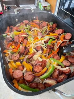 Jo and Sue: Keto Kielbasa Sausage Bake Kielbasa Skillet, Sausage Stir Fry, Doritos Chicken, Dorito Chicken, Kielbasa Recipes, Cabbage And Sausage, Polish Sausage, Kielbasa Sausage, Sausage Bake