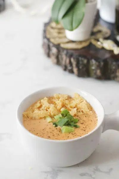 Creamy Low Carb Crab Bisque - The Hungry Elephant Crab Bisque Recipe, Crab Soup Recipes, Easy Soups To Make, Keto Mushrooms, She Crab Soup, Bisque Soup, Crab Bisque, Bisque Recipe, Crab Soup