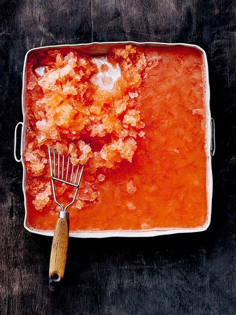 aperol spritz granita Frosé Recipe, Donna Hay Recipes, Granita Recipes, Table D Hote, Fresh Meals, Donna Hay, Summer Drink, Aperol Spritz, Frozen Desserts