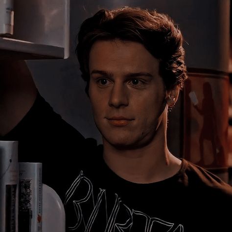 Jesse St James Icon, Glee Jesse St James, Jessie St James, Jessie St James Glee, Jesse Glee, Jonathan Groff Glee, Glee Jesse, Grape Emoji, Grilled Cheesus