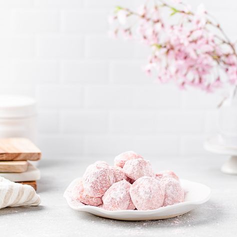 Pink Snowball Cookies, Pink Snowball Puffs, Strawberry Snowball Cookies, Martha Stewart Cookies, Cny Cookies, Italian Wedding Cookies, Traditional Christmas Cookies, Mexican Wedding Cookies, Pink Cookies