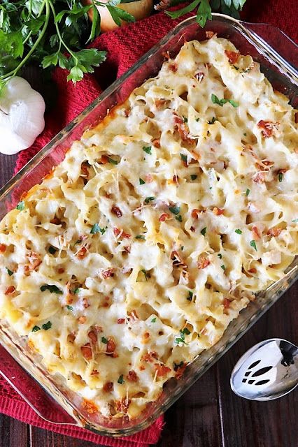 Sliced Turkey Breast Recipes, Ground Turkey Alfredo, Turkey Alfredo Casserole, Turkey Bacon Casserole, Ground Turkey And Bacon Recipes, Turkey Meat Casserole Recipes, Turkey And Bacon Recipes, Ground Turkey Alfredo Recipes, Smoked Turkey Casserole Recipes