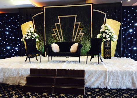 Haleema's Gatsby Themed Wedding Stage. Gatsby Wedding Backdrop, Gatsby Stage Design, Reverse Raffle, Gatsby Backdrop, Gatsby Gala, Party Design Ideas, Wedding Table Themes, Great Gatsby Themed Party, Birthday Party Decorations For Adults