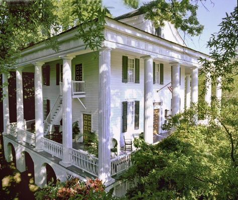 1837 Antebellum - Temple Heights in Columbus, Mississippi - OldHouses.com Columbus Mississippi, Greek Revival Architecture, Antebellum South, Southern Mansions, Southern Architecture, Southern Plantations, Antebellum Homes, First Ladies, Old Mansions